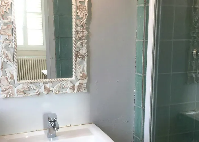 Norman Manor House Near Etretat Cliffs Canouville